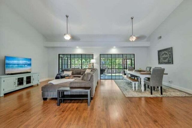 10510 SE Jupiter Narrows Drive, Hobe Sound, FL 33455 Photo