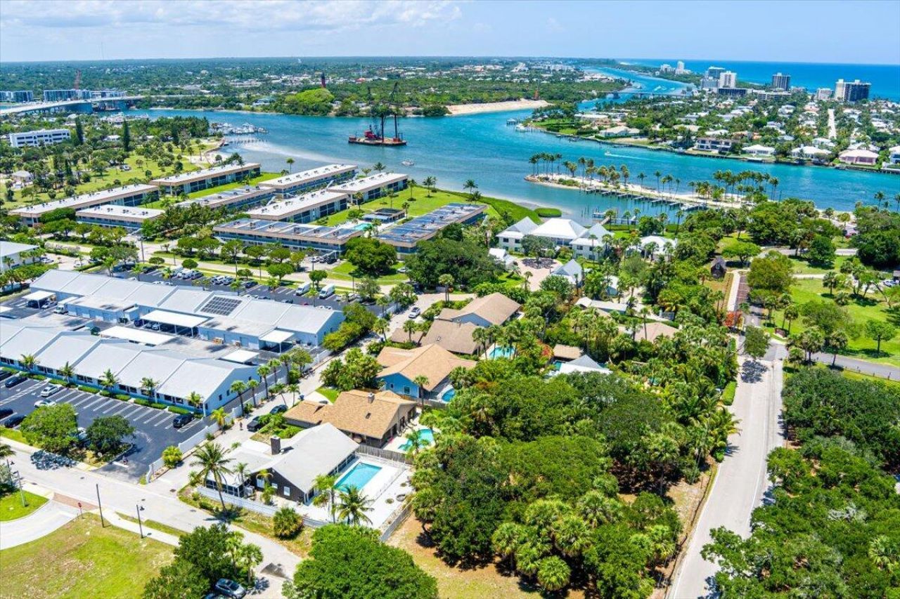 901 Sandy Oaks Drive, Jupiter, FL 33477 Photo