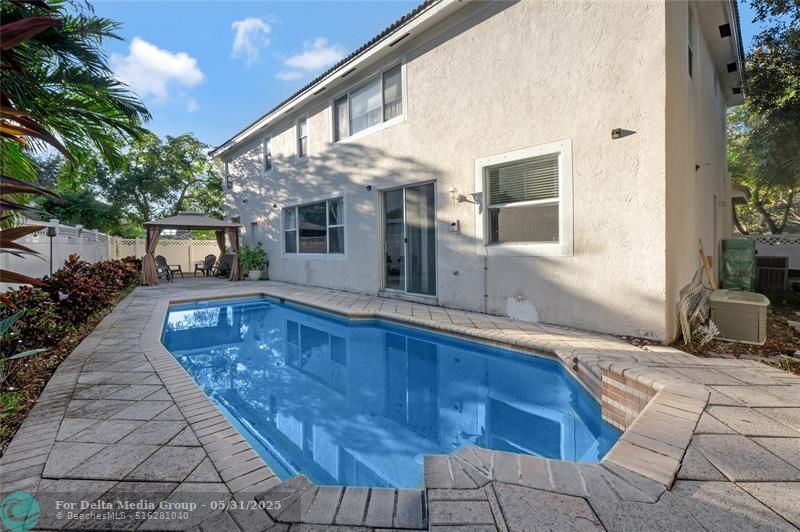 9526 NW 52nd Place, Coral Springs, FL 33076 Photo