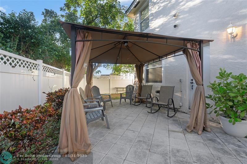 9526 NW 52nd Place, Coral Springs, FL 33076 Photo