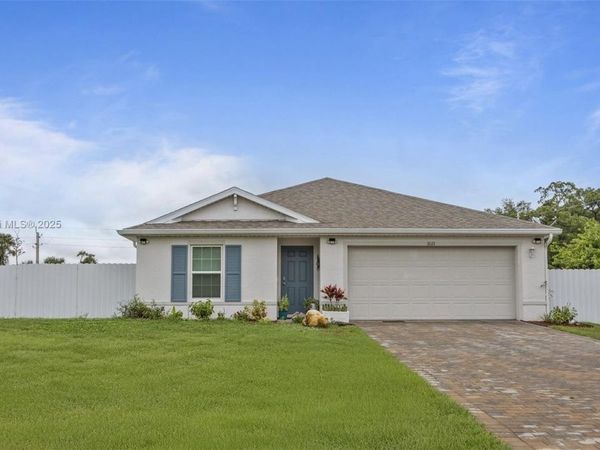 3021 June Circle, Labelle, FL 33935