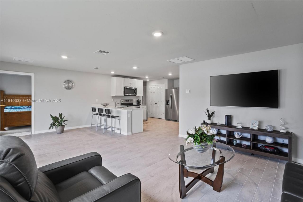 3021 June Circle, Labelle, FL 33935 Photo