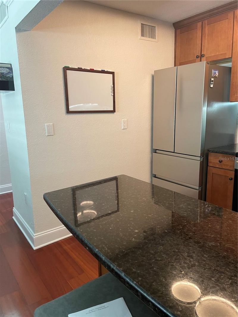 210 5th Avenue S, Unit 209, Saint Petersburg, FL 33701 Photo
