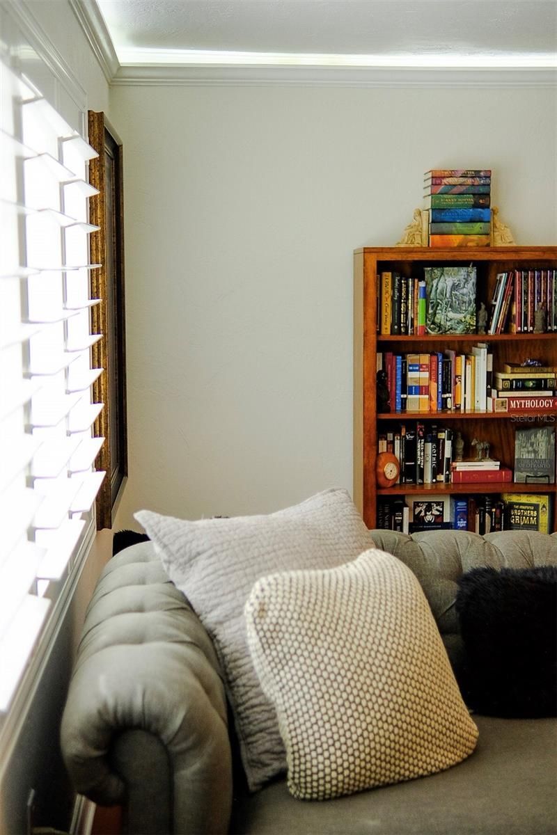 210 5th Avenue S, Unit 209, Saint Petersburg, FL 33701 Photo