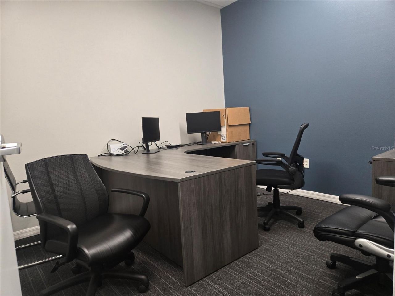 255 Pine Avenue N, Oldsmar, FL 34677 Photo