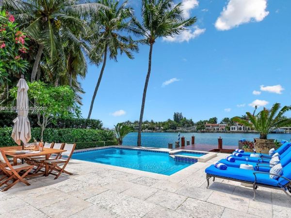 56 S Hibiscus Dr, Miami Beach, FL 33139