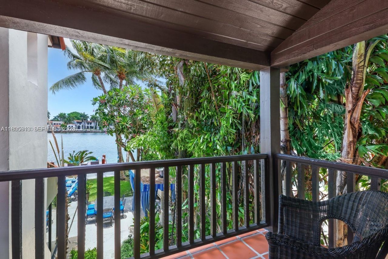 56 S Hibiscus Dr, Miami Beach, FL 33139 Photo