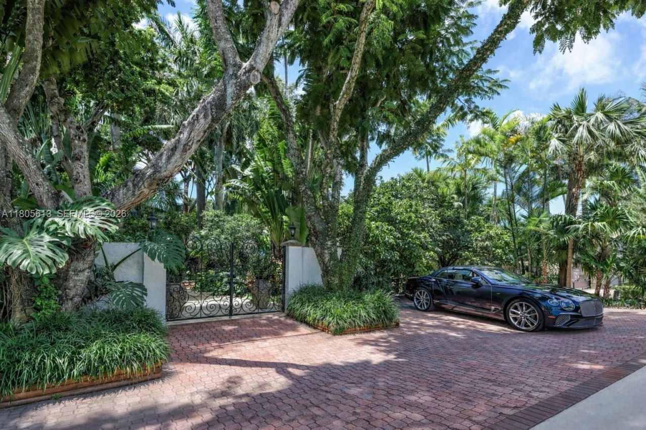 56 S Hibiscus Dr, Miami Beach, FL 33139 Photo