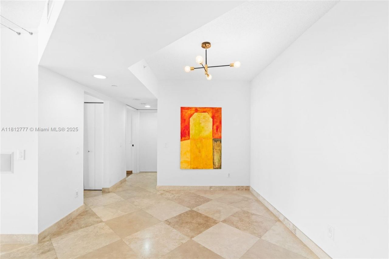 21055 Yacht Club Dr, Unit 2104, Aventura, FL 33180 Photo