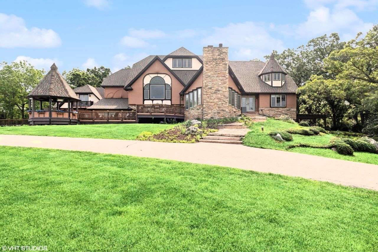 20719 Highview Road, Marengo, IL 60152