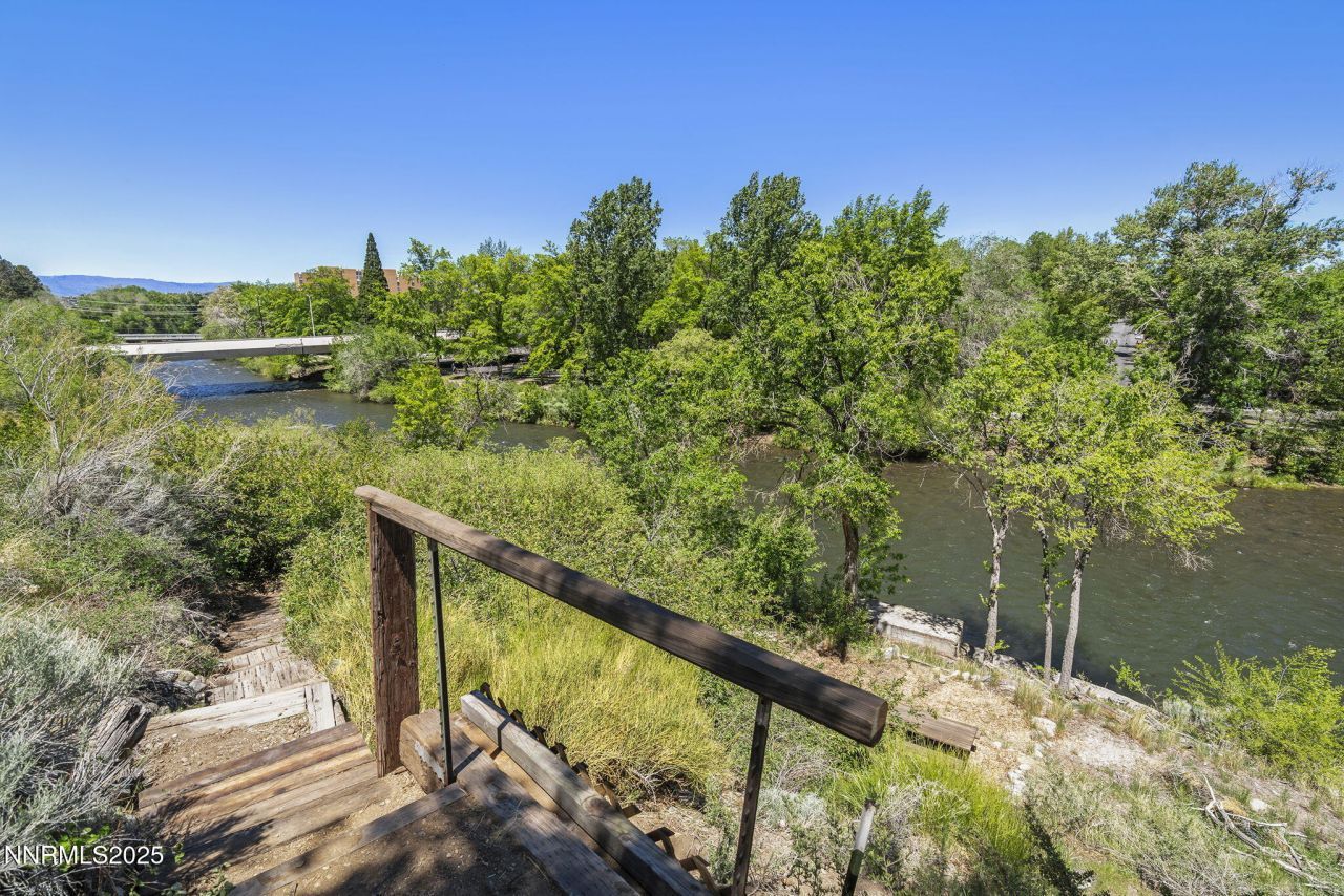 745 California Avenue, Reno, NV 89509 Photo