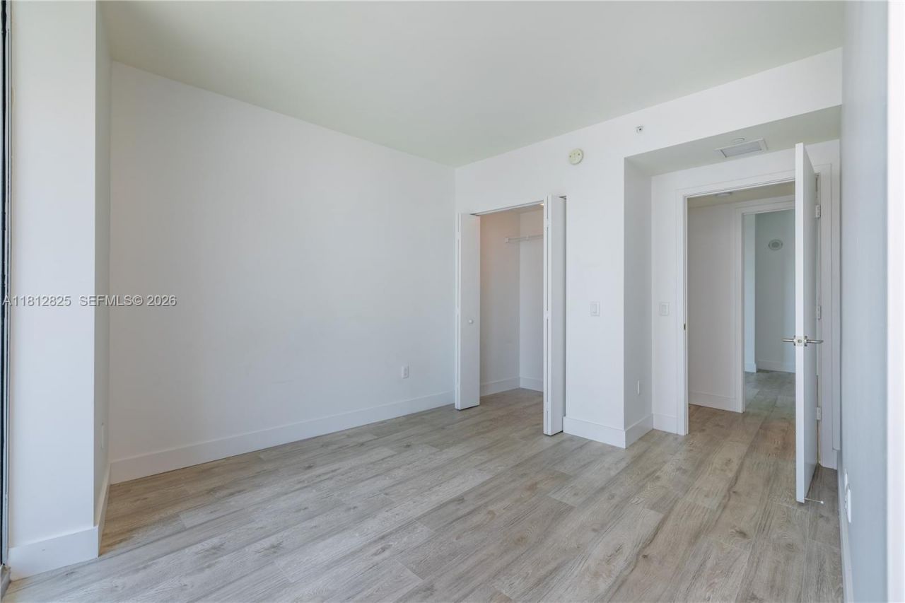 1100 S Miami Ave, Unit 1704, Miami, FL 33130 Photo