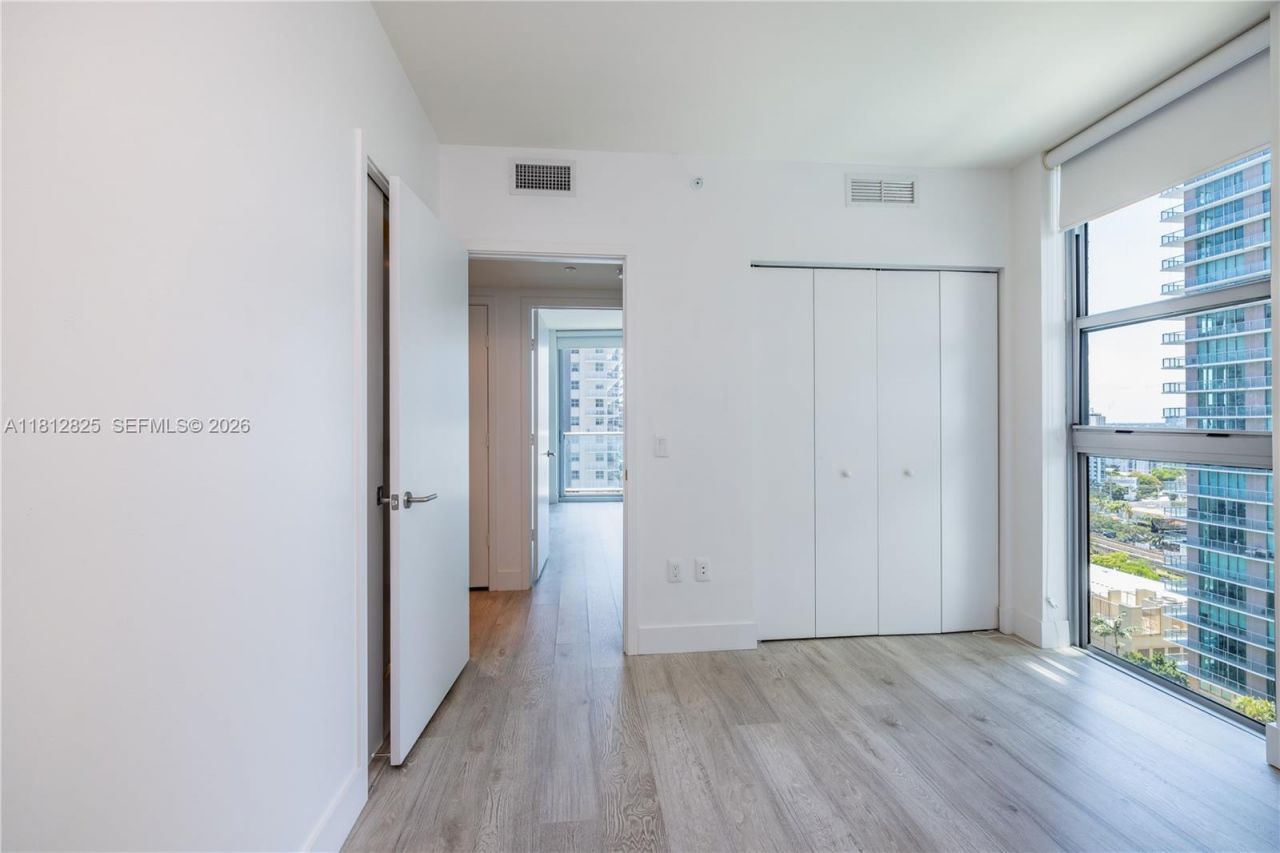 1100 S Miami Ave, Unit 1704, Miami, FL 33130 Photo
