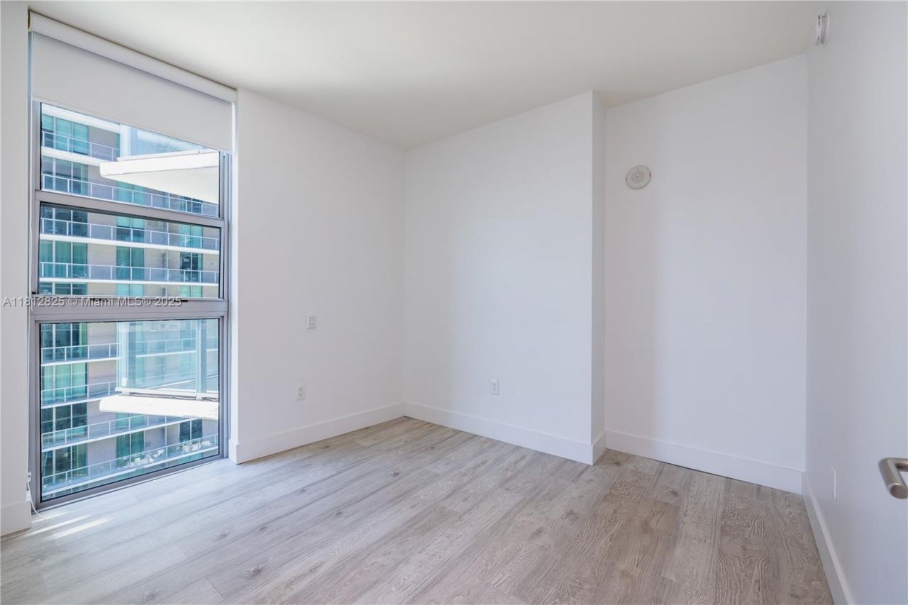 1100 S Miami Ave, Unit 1704, Miami, FL 33130 Photo