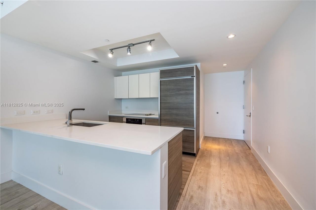 1100 S Miami Ave, Unit 1704, Miami, FL 33130 Photo