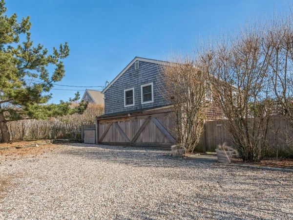 33 Hoppin Avenue, Montauk, NY 11954