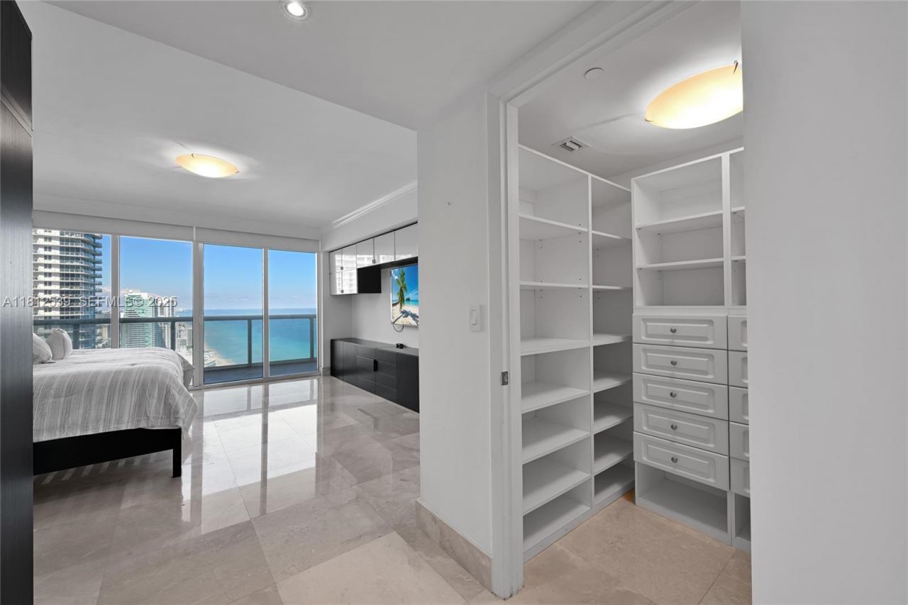 1830 S Ocean Dr, Unit 3801, Hallandale Beach, FL 33009 Photo