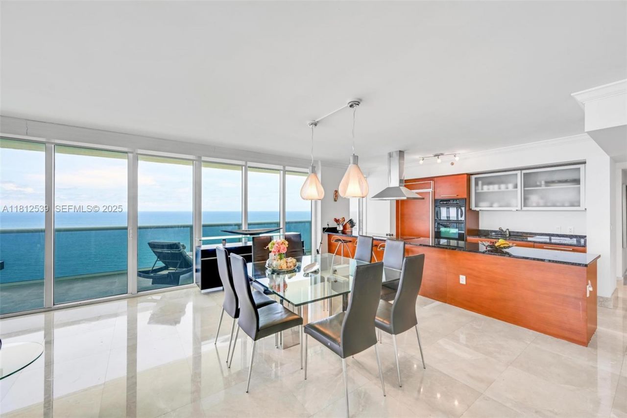 1830 S Ocean Dr, Unit 3801, Hallandale Beach, FL 33009 Photo