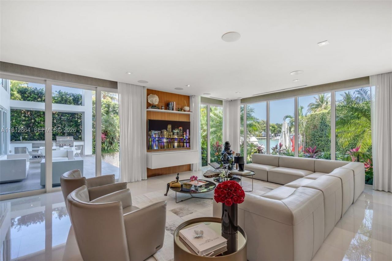 420 Island Dr, Key Biscayne, FL 33149 Photo