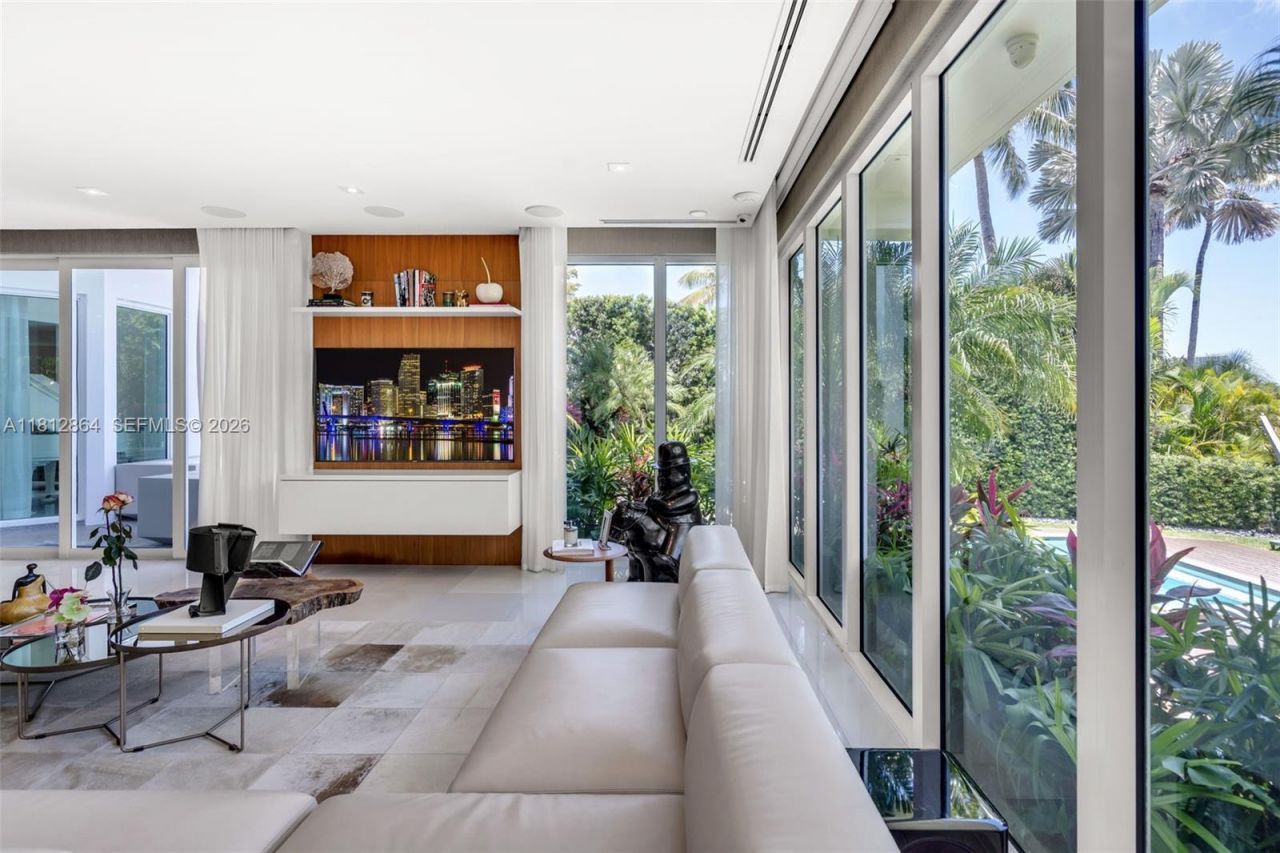 420 Island Dr, Key Biscayne, FL 33149 Photo