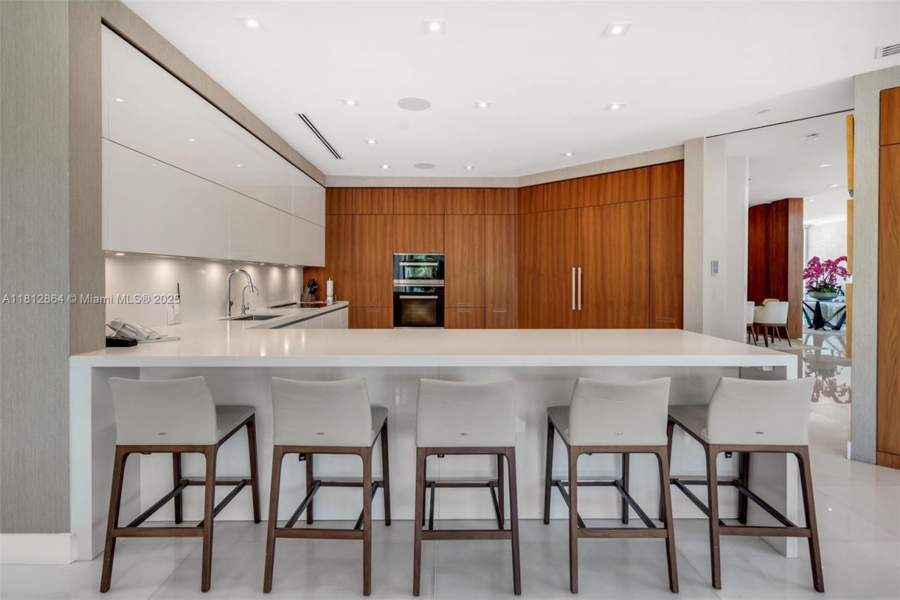 420 Island Dr, Key Biscayne, FL 33149 Photo