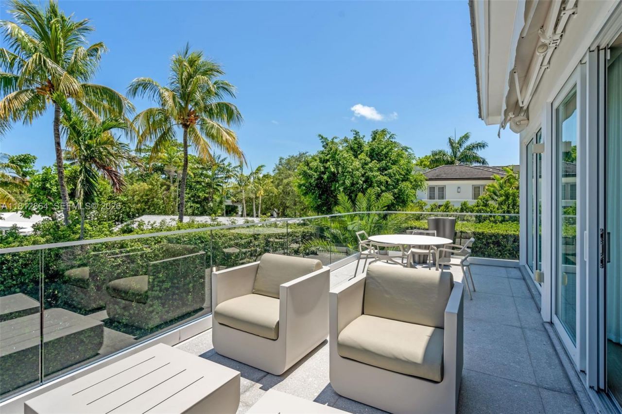 420 Island Dr, Key Biscayne, FL 33149 Photo