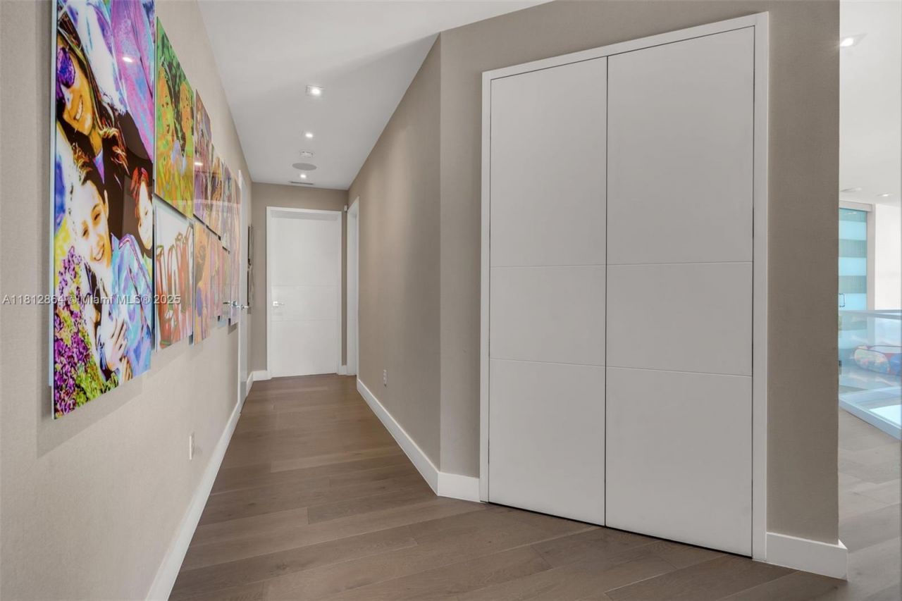 420 Island Dr, Key Biscayne, FL 33149 Photo