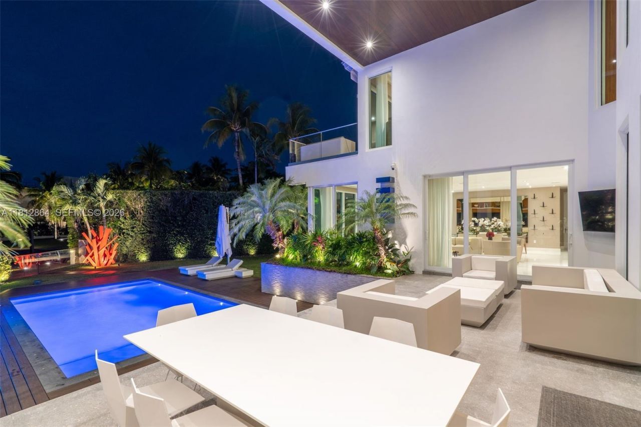 420 Island Dr, Key Biscayne, FL 33149 Photo