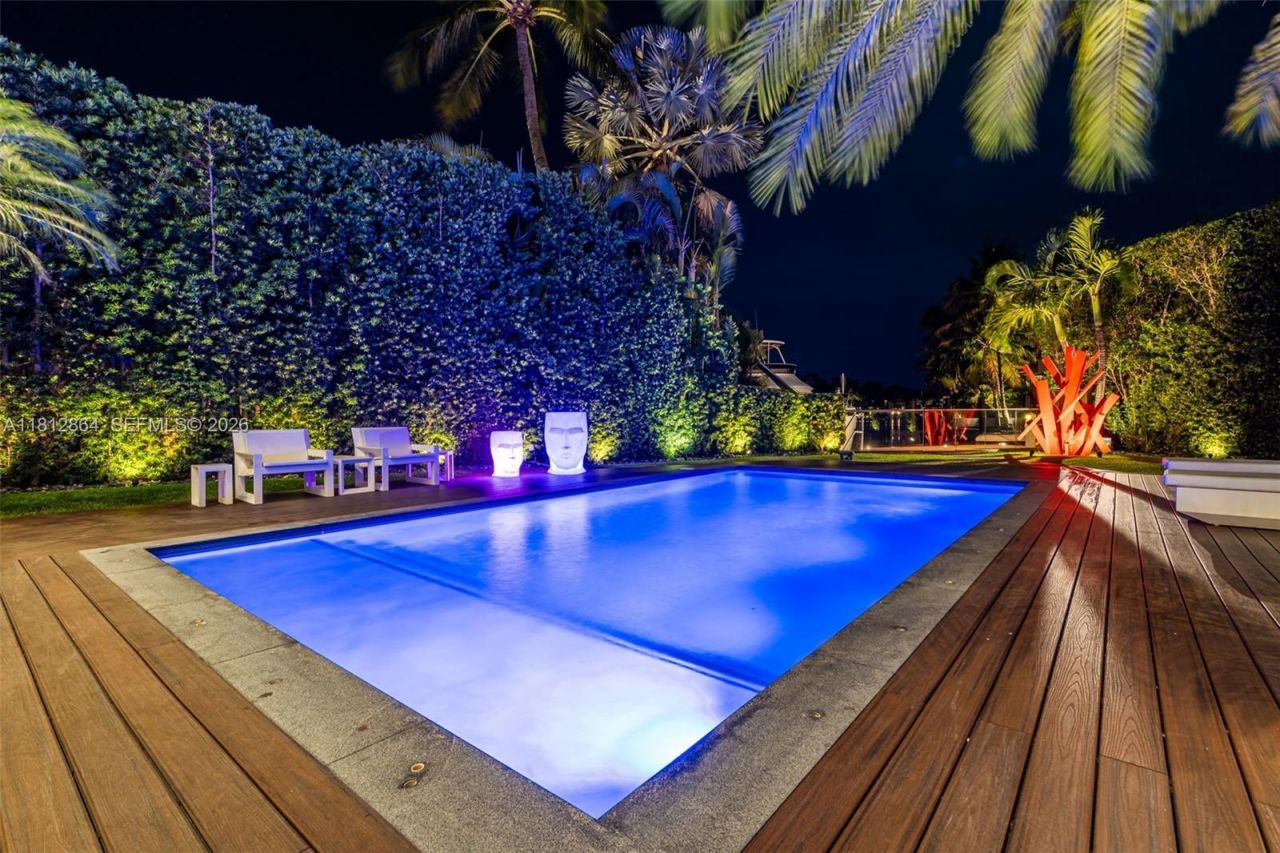 420 Island Dr, Key Biscayne, FL 33149 Photo