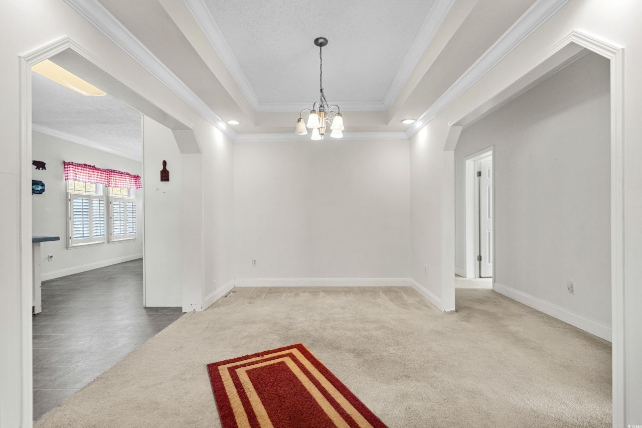 589 Loop Circle Photo 15