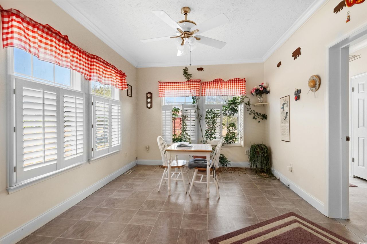 589 Loop Circle Photo 17