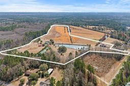 589 Loop Circle photo 4