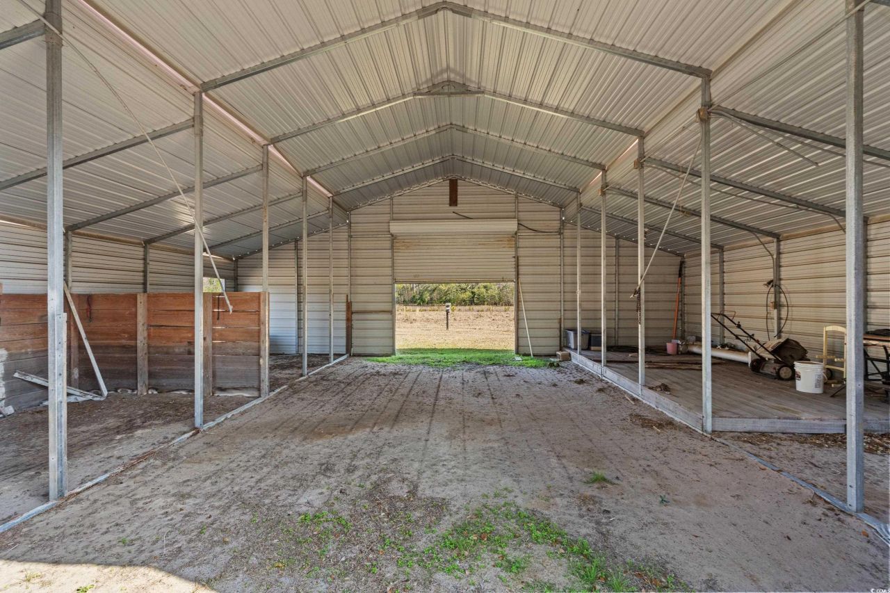 589 Loop Circle Photo 34