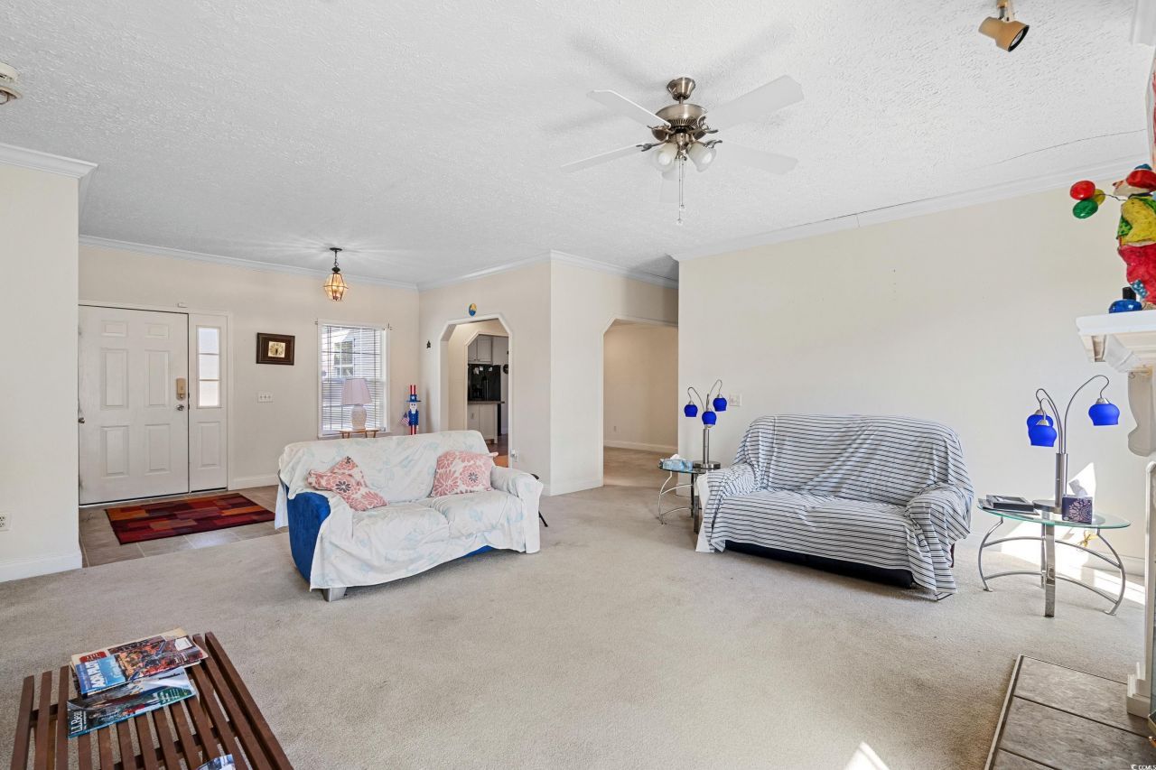 589 Loop Circle Photo 14