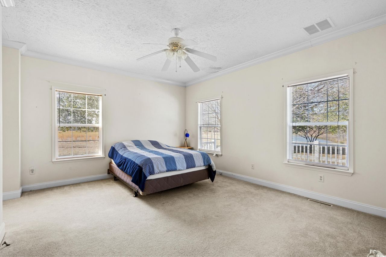 589 Loop Circle Photo 18