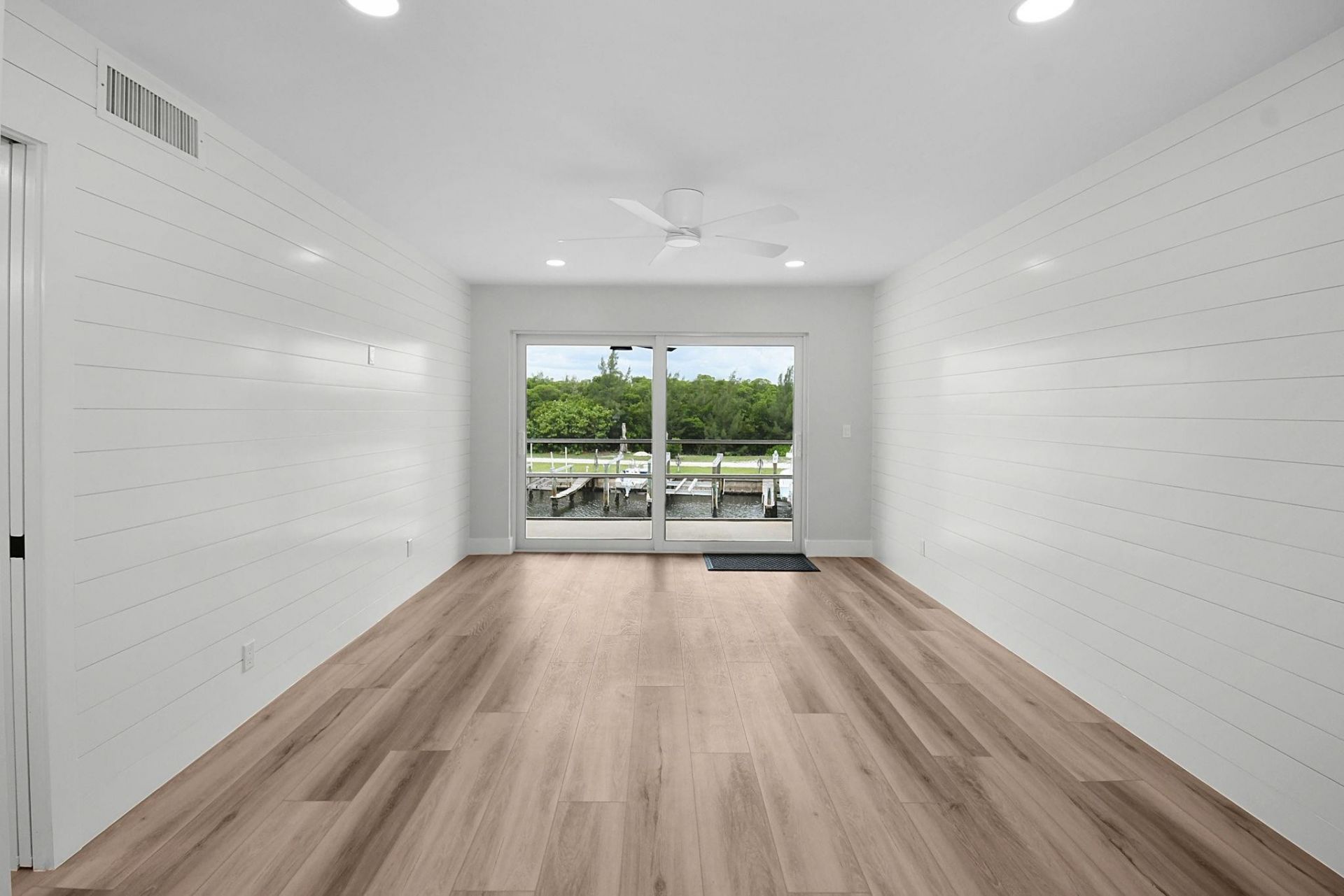 200 N El Mar Drive, Unit B202, Jensen Beach, FL 34957 Photo