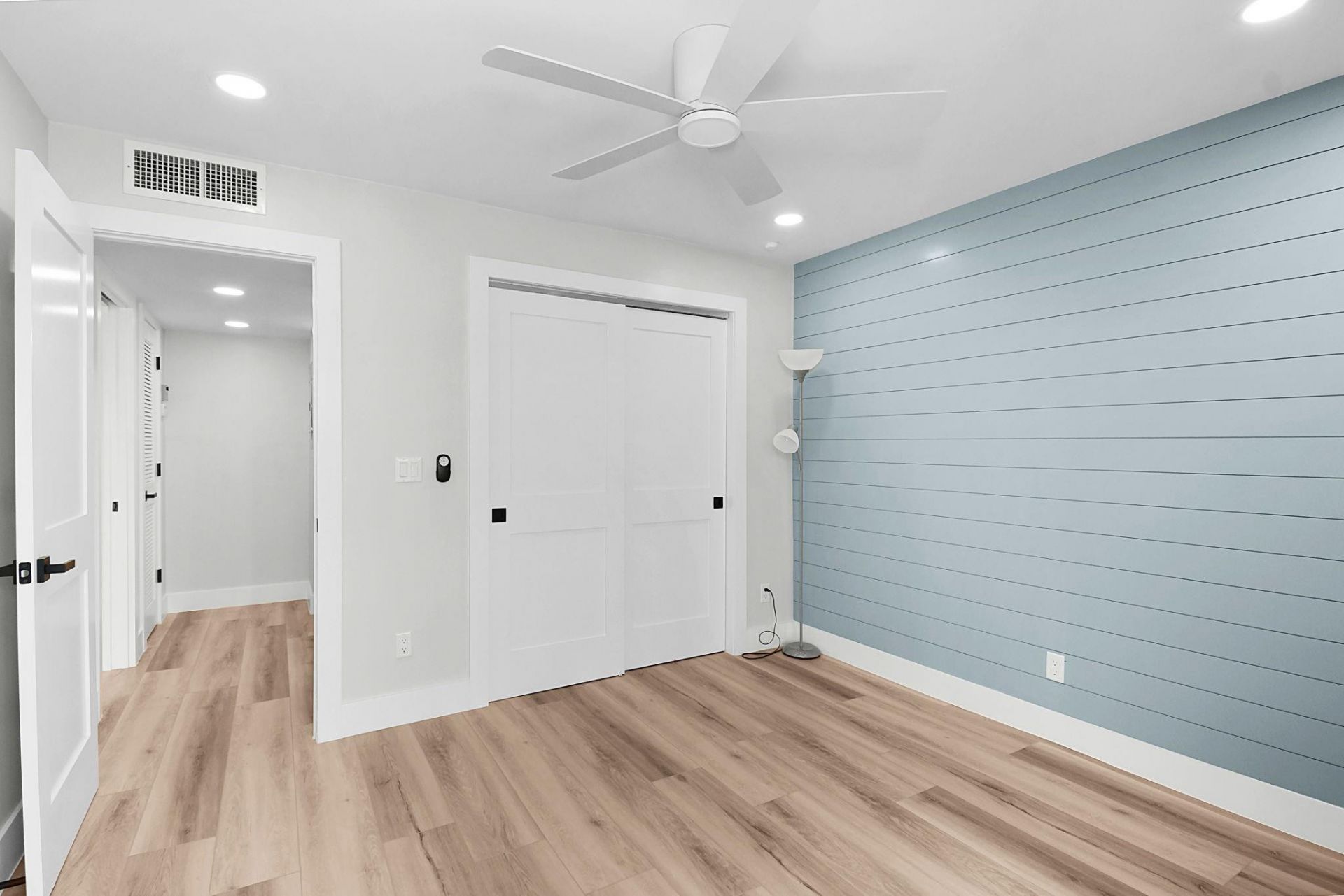 200 N El Mar Drive, Unit B202, Jensen Beach, FL 34957 Photo