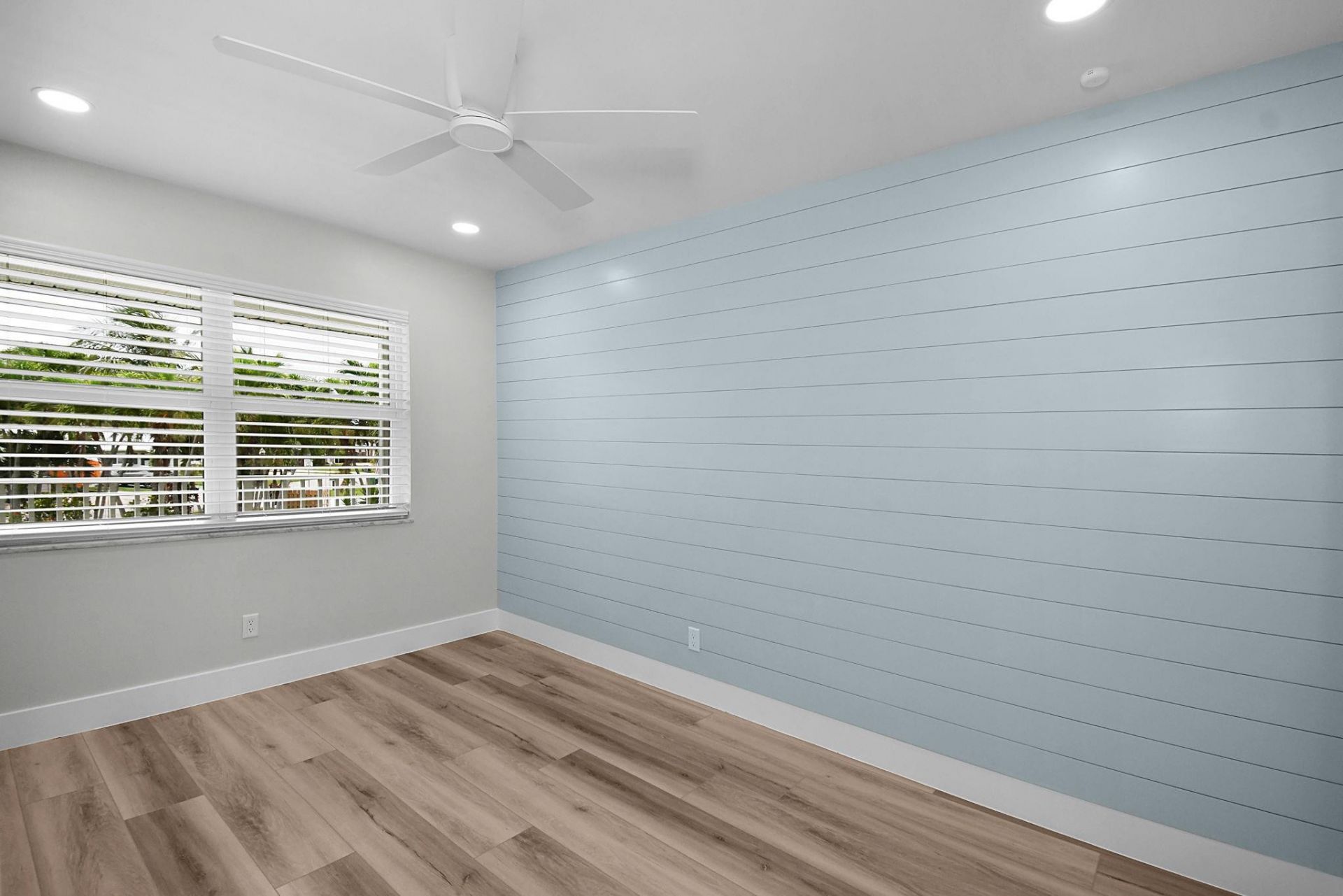 200 N El Mar Drive, Unit B202, Jensen Beach, FL 34957 Photo