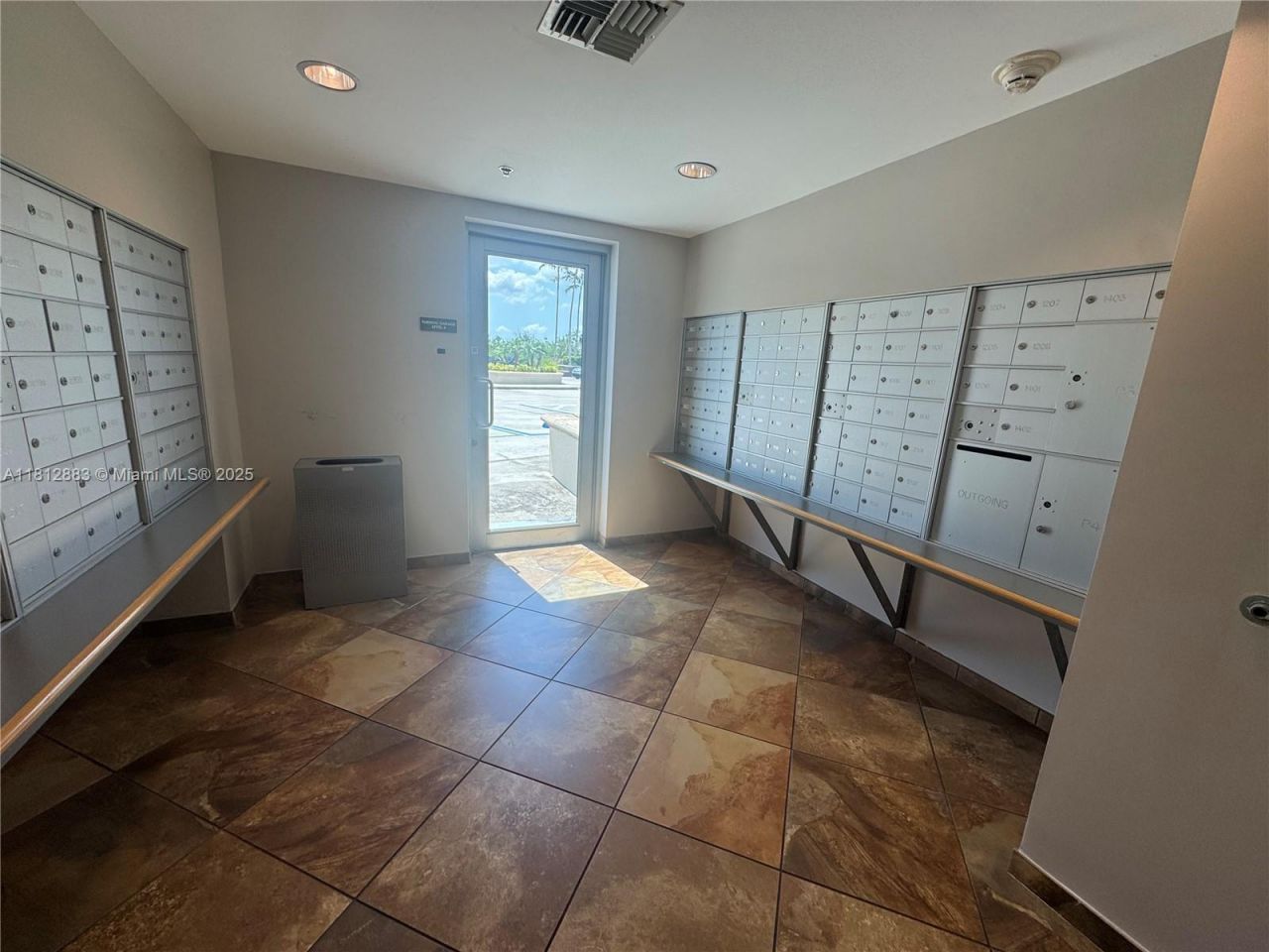 2641 N Flamingo Rd, Unit 1001N, Sunrise, FL 33323 Photo