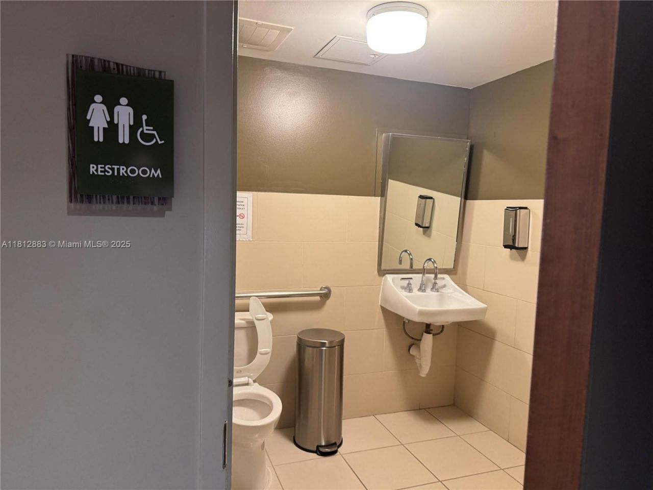 2641 N Flamingo Rd, Unit 1001N, Sunrise, FL 33323 Photo