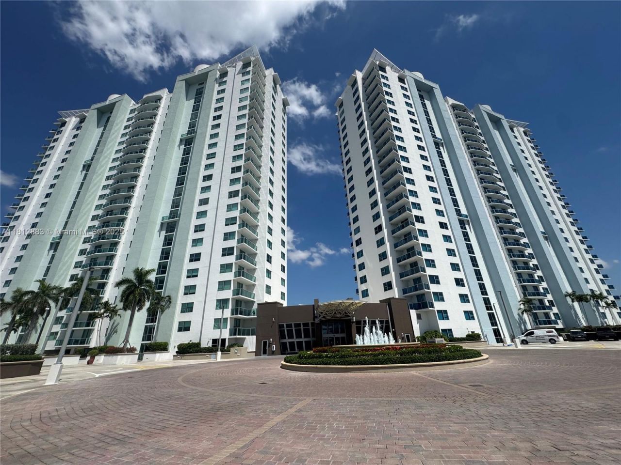 2641 N Flamingo Rd, Unit 1001N, Sunrise, FL 33323 Photo