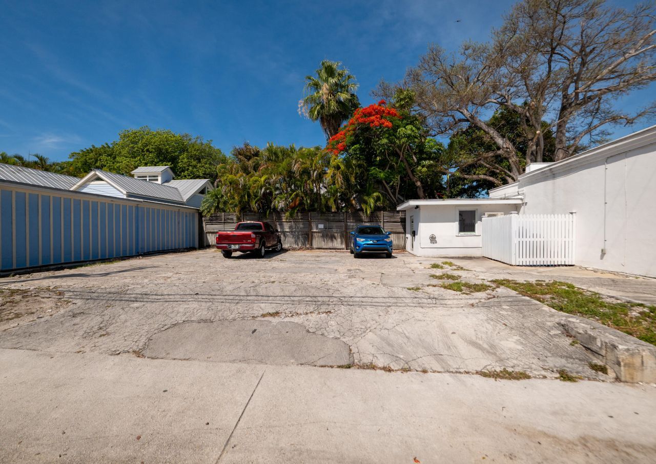 1124 Catherine Street, Unit 202, Key West, FL 33040 Photo