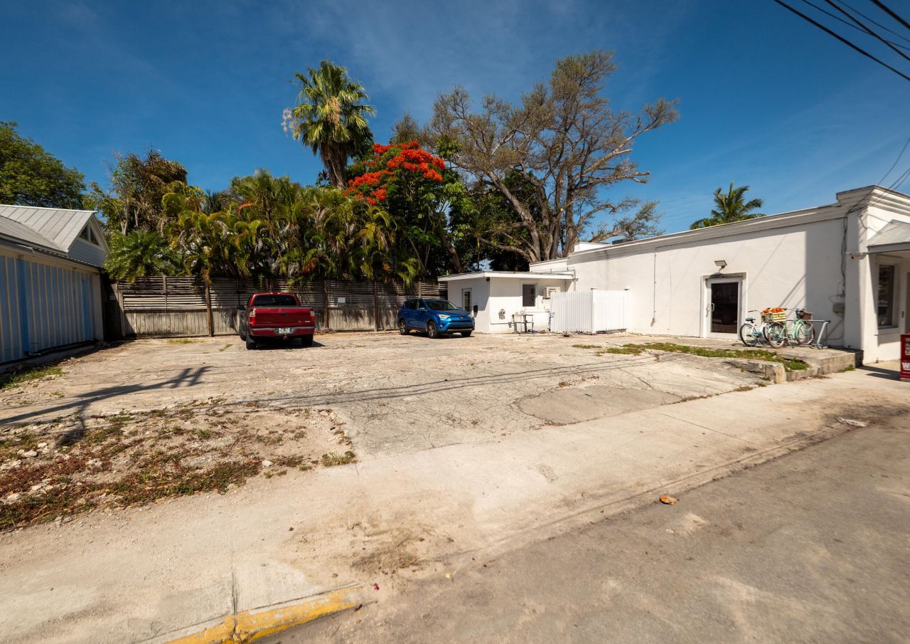 1124 Catherine Street, Unit 202, Key West, FL 33040 Photo