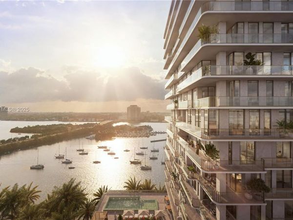 7918 West Dr, Unit 704, North Bay Village, FL 33141