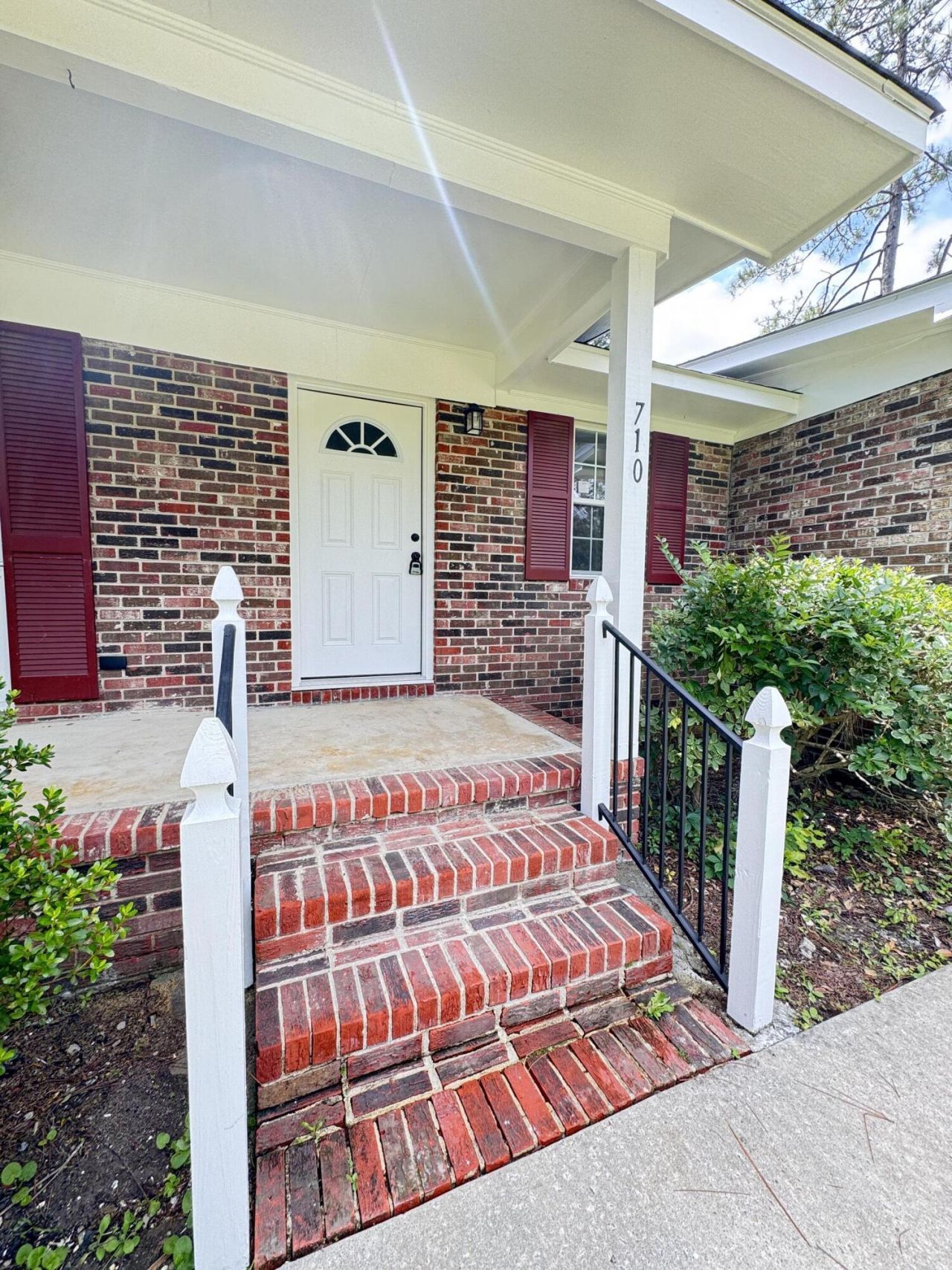 710 Gadsden Loop Photo 4