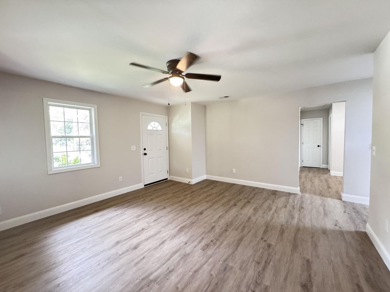 710 Gadsden Loop Photo 9