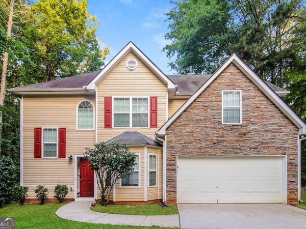 8330 N Sterling Lakes Drive, Covington, GA 30014