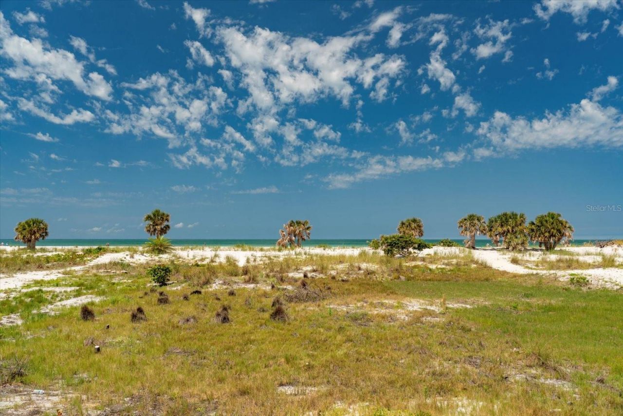 1070 Eldorado Avenue, Clearwater Beach, FL 33767 Photo