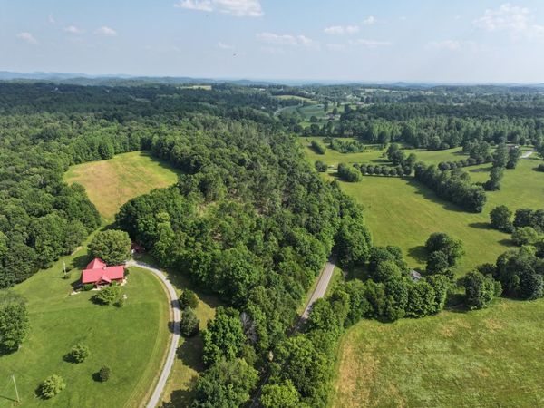 0 Rock Bridge Road, Bethpage, TN 37022