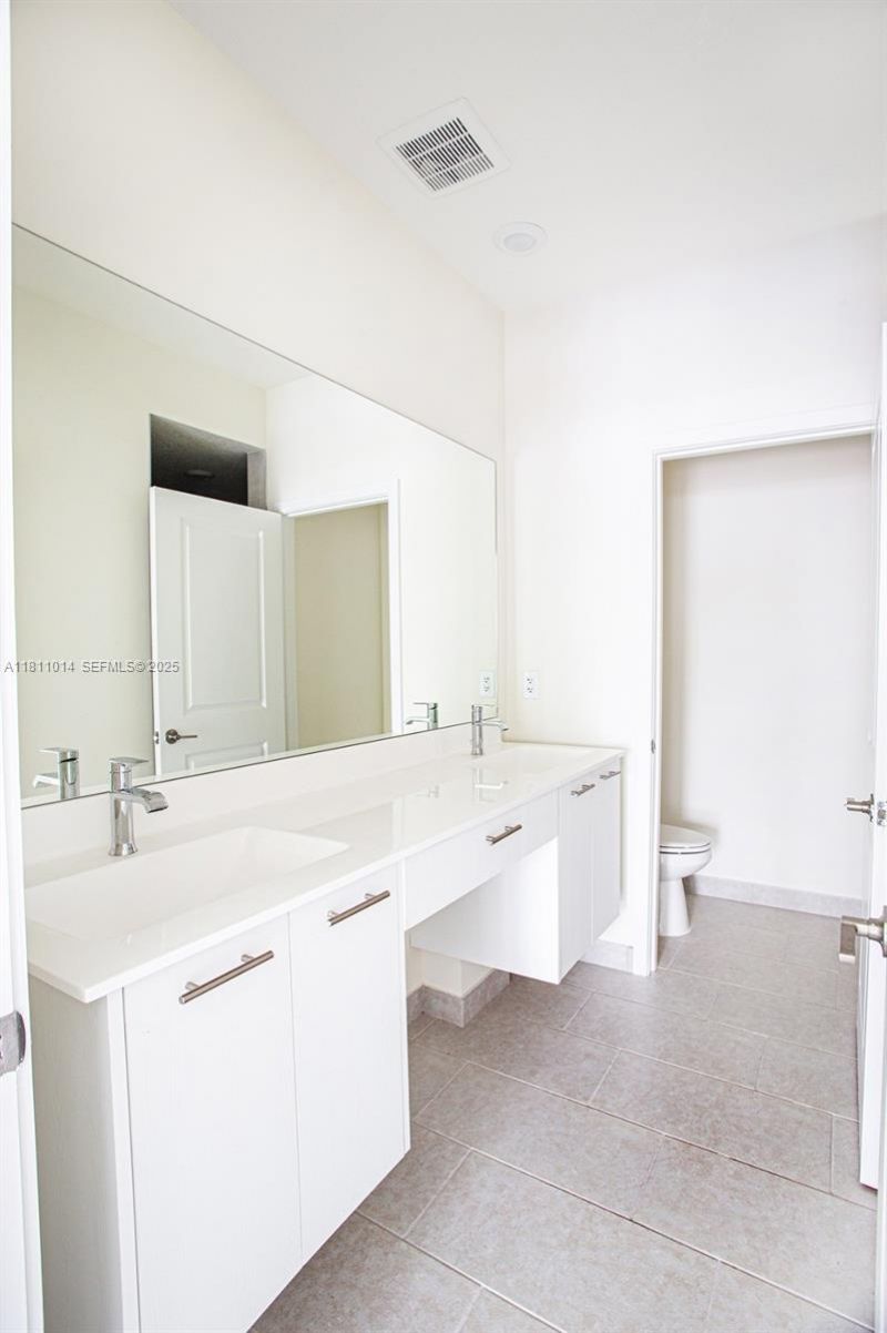 8167 NW 41st St, Unit E-104, Doral, FL 33166 Photo